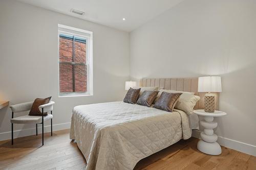 Chambre à coucher - 17 Av. Melbourne, Westmount, QC - Indoor Photo Showing Bedroom