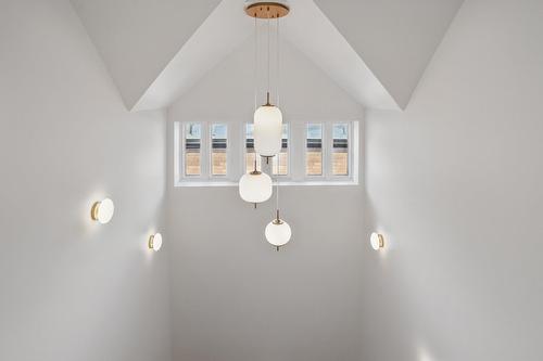 Escalier - 17 Av. Melbourne, Westmount, QC - Indoor Photo Showing Other Room