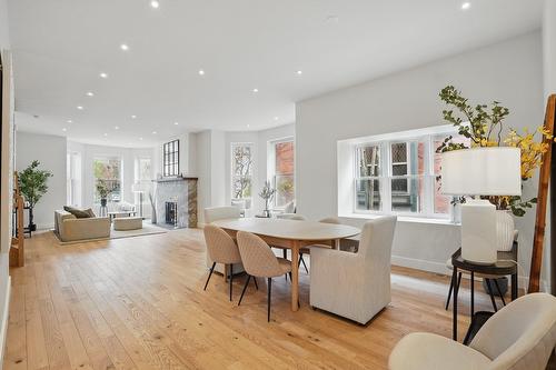 Salle à manger - 17 Av. Melbourne, Westmount, QC - Indoor Photo Showing Dining Room With Fireplace