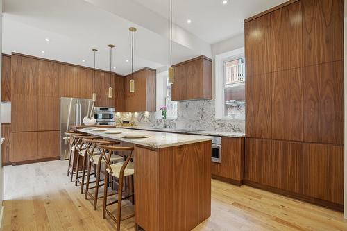 Cuisine - 17 Av. Melbourne, Westmount, QC - Indoor Photo Showing Kitchen With Upgraded Kitchen
