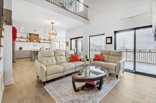 Salon - 929 Rue De Château-D'Aix, Val-David, QC - Indoor Photo Showing Living Room