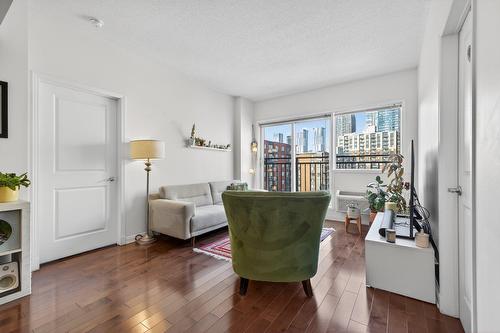 Salon - 816-1225 Rue Notre-Dame O., Montréal (Ville-Marie), QC - Indoor Photo Showing Living Room
