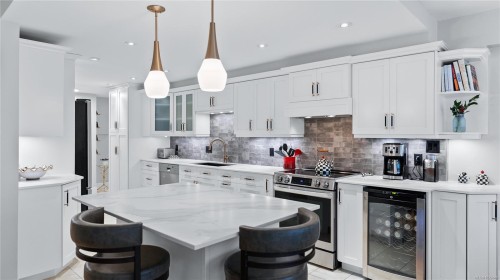 104-420 Linden Ave  Victoria, BC V8V 4G3