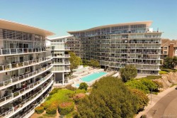 302-66 SONGHEES Rd  Victoria, BC V9A 0A2