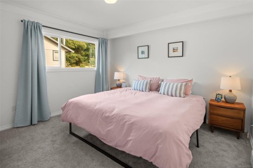 7147 Wright Rd, Sooke, BC - Indoor Photo Showing Bedroom