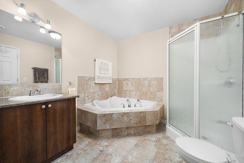 Salle de bains attenante à la CCP - 273 Rue De Barcelone, Dollard-Des-Ormeaux, QC - Indoor Photo Showing Bathroom