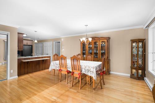 Salle à manger - 273 Rue De Barcelone, Dollard-Des-Ormeaux, QC - Indoor Photo Showing Dining Room