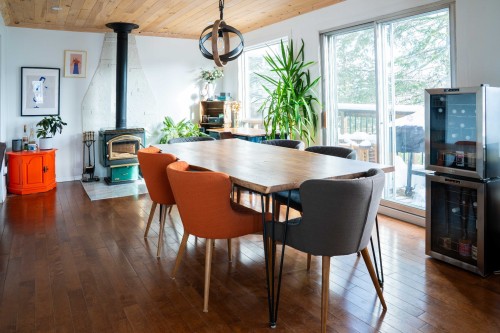Salle à manger - 37 2E Rue Mont-Suisse, Saint-Sauveur, QC - Indoor Photo Showing Dining Room With Fireplace