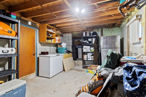 Sous-sol - 1480 Rue Vigneault, Prévost, QC - Indoor Photo Showing Laundry Room