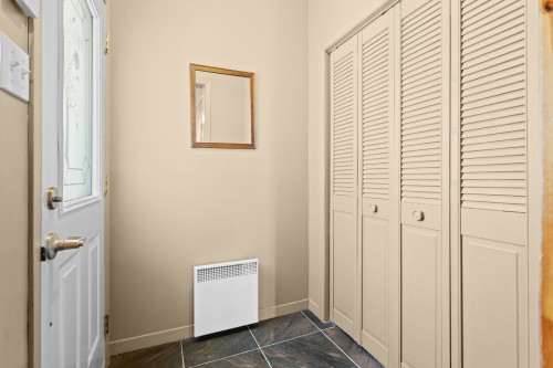 Hall d'entrée/Vestibule - 1480 Rue Vigneault, Prévost, QC - Indoor Photo Showing Other Room