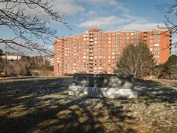 612 45 Vimy Avenue  Halifax, NS B3M 4C5