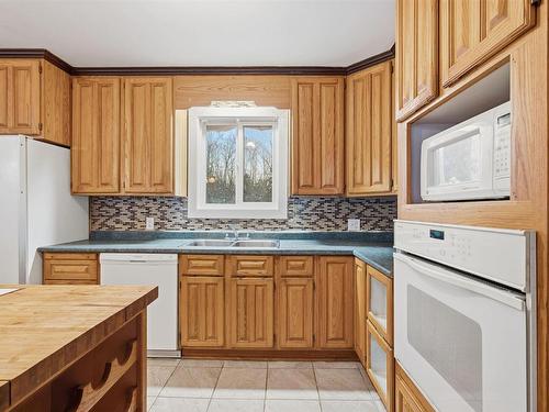 27 Grove Avenue, Beaver Bank, NS 