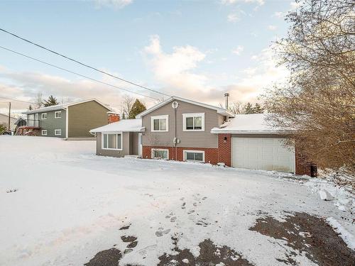 27 Grove Avenue, Beaver Bank, NS 