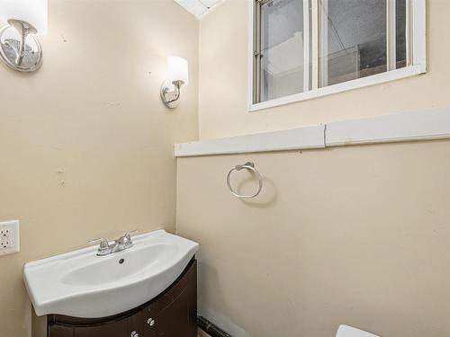 27 Grove Avenue, Beaver Bank, NS 