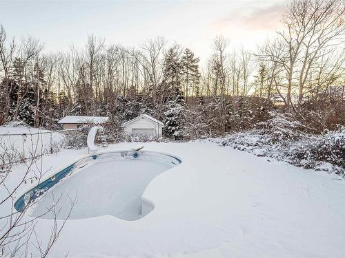 27 Grove Avenue, Beaver Bank, NS 