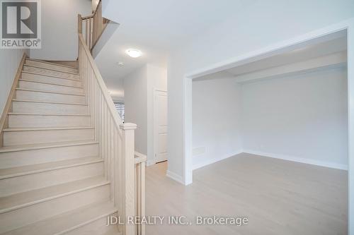 32 Guardhouse Crescent, Markham, ON - Indoor Photo Showing Other Room