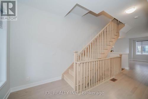 32 Guardhouse Crescent, Markham, ON - Indoor Photo Showing Other Room