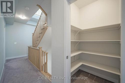 32 Guardhouse Crescent, Markham, ON - Indoor Photo Showing Other Room
