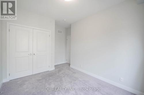 32 Guardhouse Crescent, Markham, ON - Indoor Photo Showing Other Room