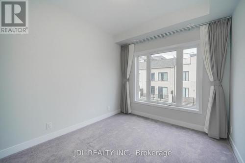 32 Guardhouse Crescent, Markham, ON - Indoor Photo Showing Other Room