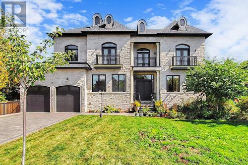 19 BLYTH STREET  Richmond Hill, ON L4E 2Y2