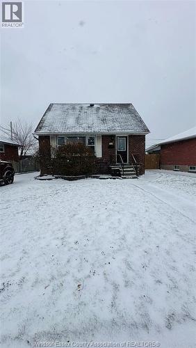 3519 TECUMSEH ROAD West  Windsor, ON N9C 2B6