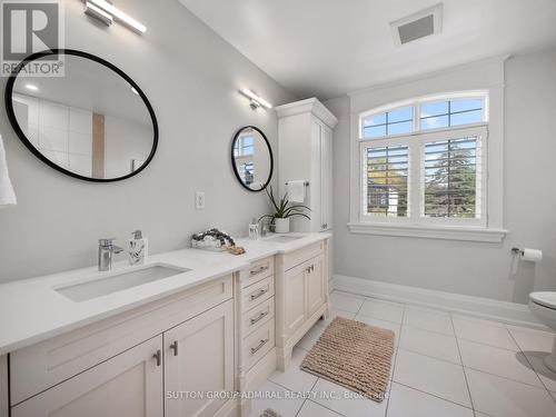 26 Puckeridge Crescent, Toronto, ON - Indoor Photo Showing Bathroom
