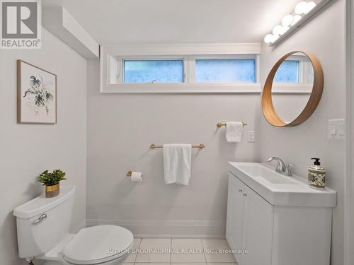 26 Puckeridge Crescent, Toronto, ON - Indoor Photo Showing Bathroom