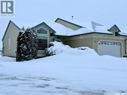 68 Russell DRIVE  Yorkton, SK S3N 3W2