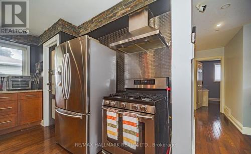 4 Devins Drive, Aurora, ON - Indoor