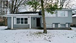 3118 VICTORIA STREET  Oakville, ON L6L 1K2