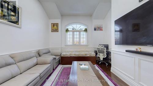 20 Bramoak Crescent, Brampton, ON - Indoor