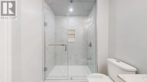 20 Bramoak Crescent, Brampton, ON - Indoor Photo Showing Bathroom
