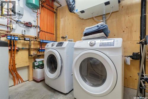 1315A 11Th Street E, Saskatoon, SK - Indoor Photo Showing Laundry Room