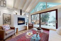 3 DAULT ROAD  Toronto, ON M1N 1E6