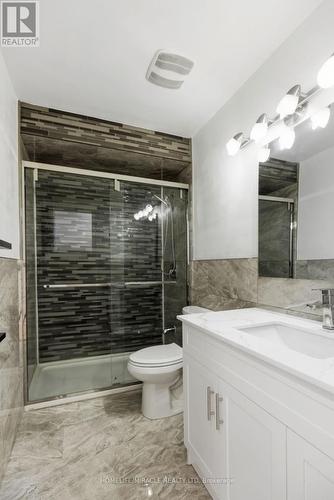 3684 Ellengale Drive, Mississauga, ON - Indoor Photo Showing Bathroom