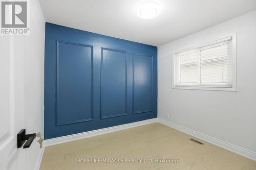 3684 Ellengale Drive, Mississauga, ON - Indoor Photo Showing Other Room