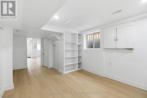 3684 Ellengale Drive, Mississauga, ON - Indoor Photo Showing Other Room