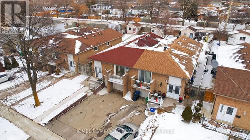 3684 Ellengale Drive, Mississauga, ON - Outdoor