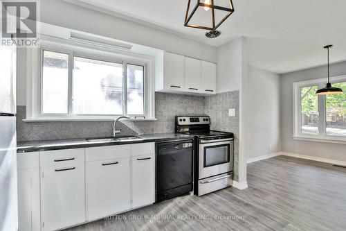 275 Southwood Drive, Hamilton, ON - Indoor Photo Showing Kitchen
