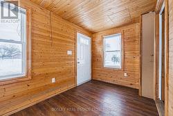 Entrance & Mud Room - 