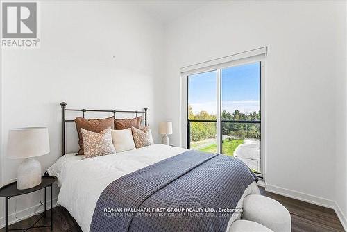 409 - 385 Arctic Red Drive, Oshawa (Windfields), ON - Indoor Photo Showing Bedroom