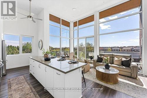 409 - 385 Arctic Red Drive, Oshawa (Windfields), ON - Indoor Photo Showing Living Room