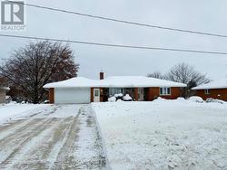 38 HILLCREST STREET W  South Bruce, ON N0G 2S0