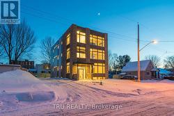 2 - 550 GUY STREET  Ottawa, ON K1K 1B9