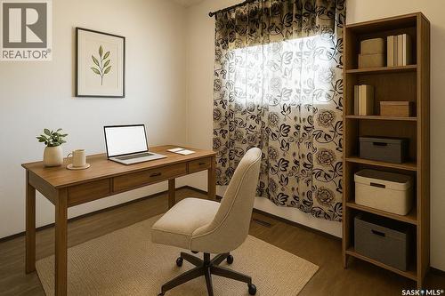 520 Bray Street E, Swift Current, SK - Indoor Photo Showing Office
