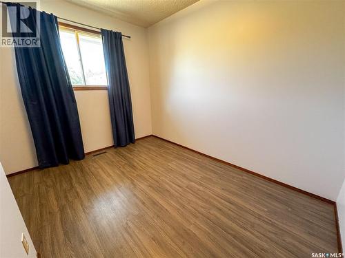 520 Bray Street E, Swift Current, SK - Indoor Photo Showing Other Room