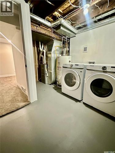 622 31St Street W, Saskatoon, SK - Indoor Photo Showing Laundry Room