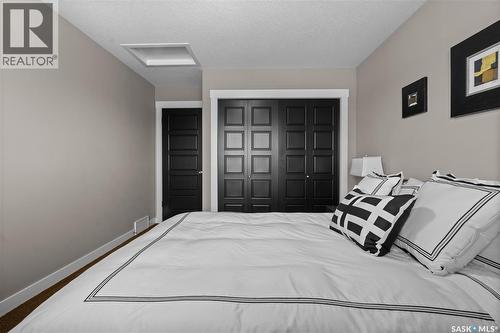 4818 Sandpiper Crescent E, Regina, SK - Indoor Photo Showing Bedroom