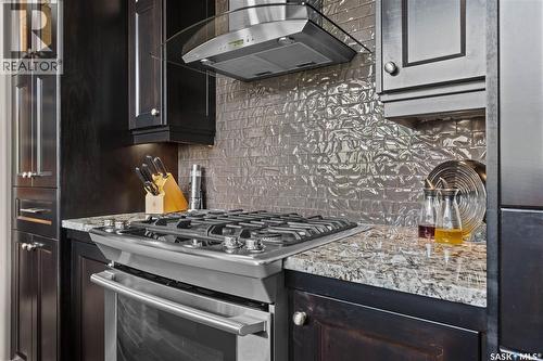 4818 Sandpiper Crescent E, Regina, SK - Indoor Photo Showing Kitchen With Upgraded Kitchen